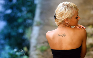 спина, плечи, Девушка, татуировка, текст, блондинка